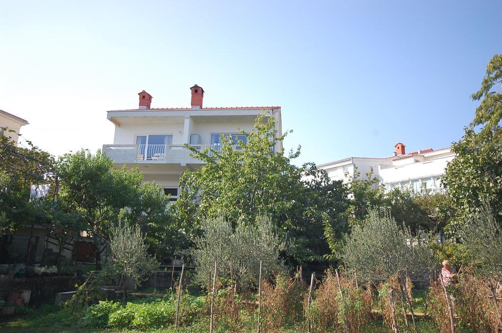 Apartments Curicta 1 Krk Town Esterno foto