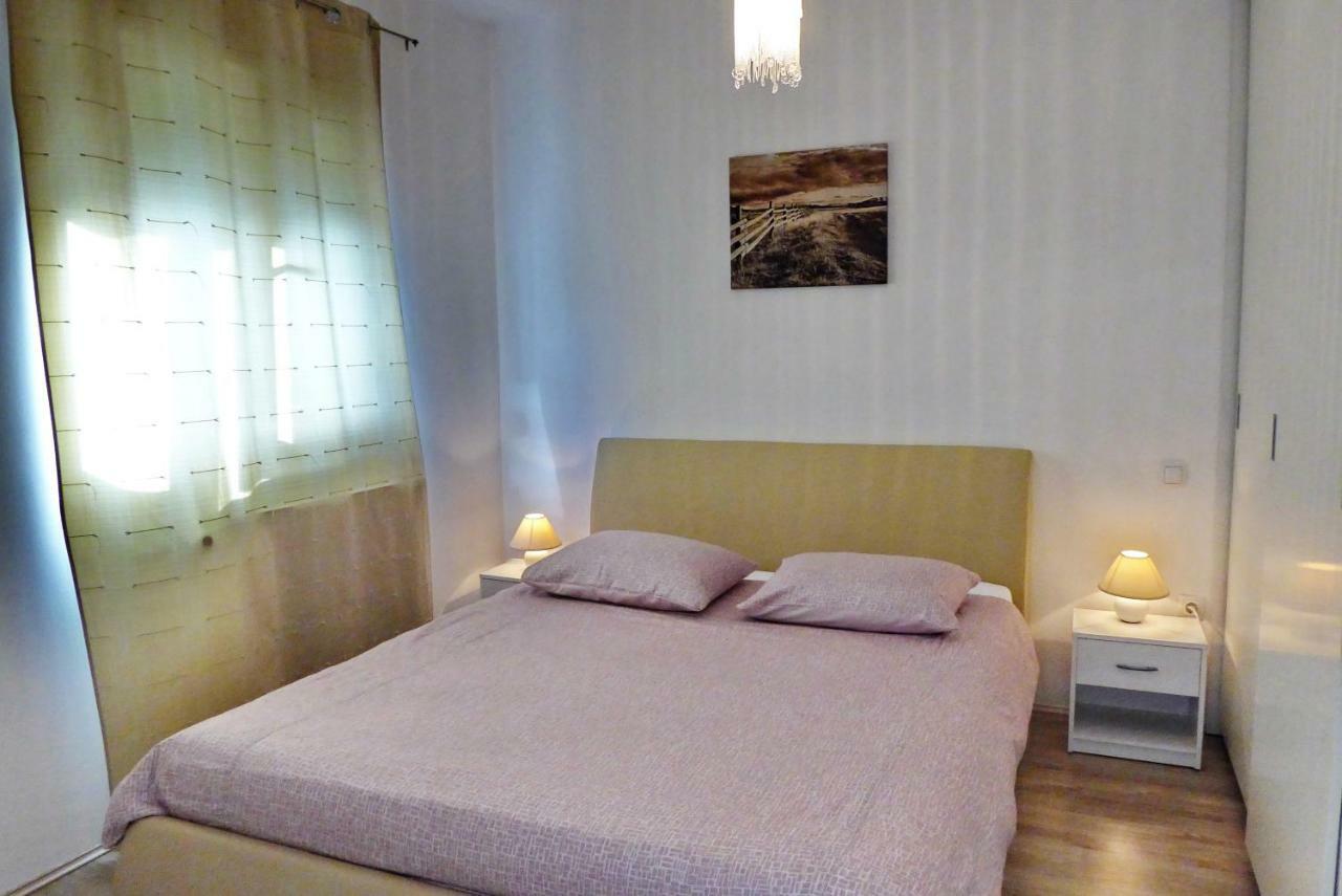 Apartments Curicta 1 Krk Town Esterno foto